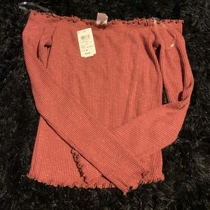 windsor off the shoulder lettauce edge